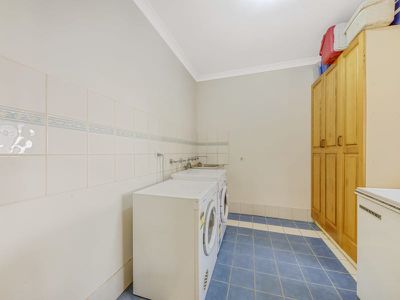 36 High St, Rutherglen