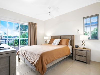 45 / 327-329 Lake Street, Cairns North