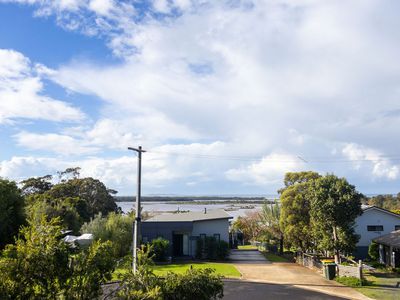 9 Howden Court, Mallacoota