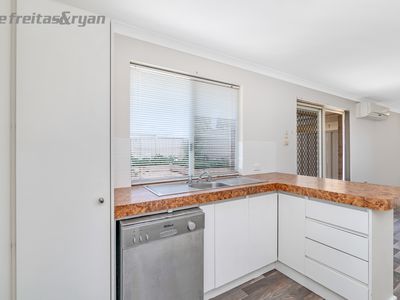 8 Mackay Place, Cooloongup