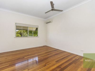 11 Tomkins Street, Cluden