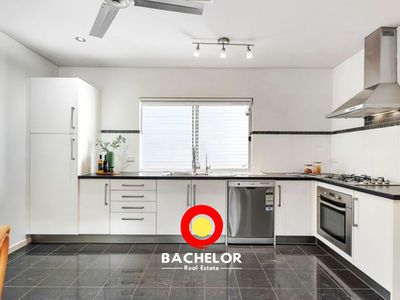 12 / 19-21 Metro Parade, Mawson Lakes