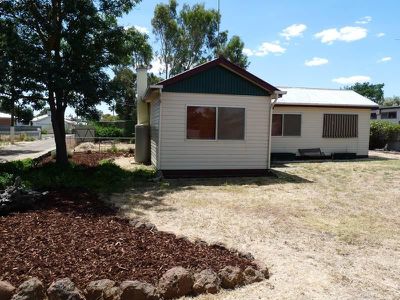 2 Bradshaw Street, Horsham