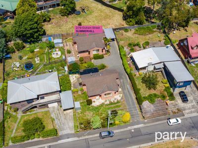 2 / 79 Outram Street, Summerhill