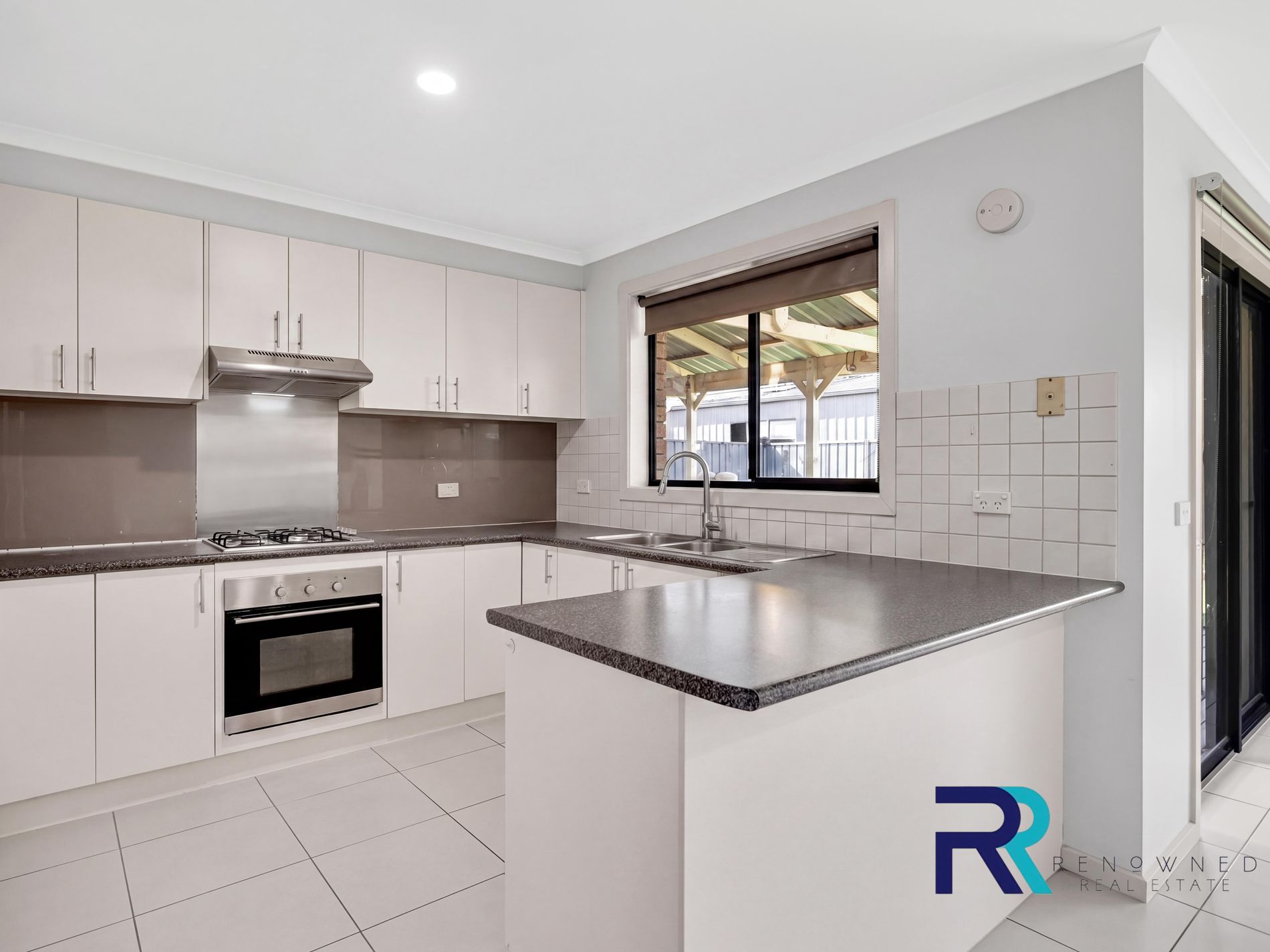 3 Ashburton Avenue, Manor Lakes
