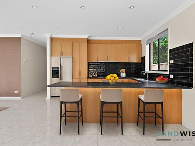 42 St Vincent Way, Caroline Springs