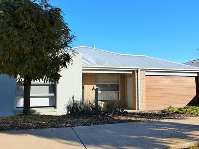 12 Parklands Way, Maiden Gully