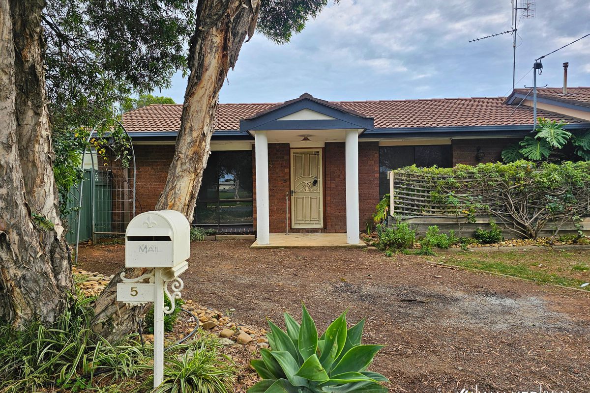 5 Barton Road, Kyabram