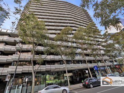 1706 / 8 Waterview Walk, Docklands