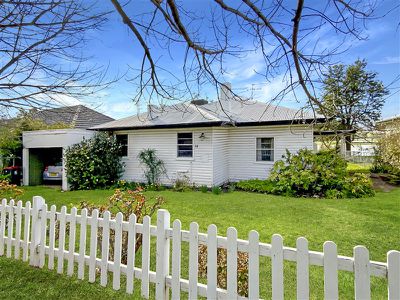 12 Bandon Street, Forbes