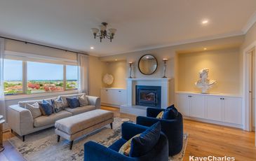 9 Royal Crescent, Beaconsfield