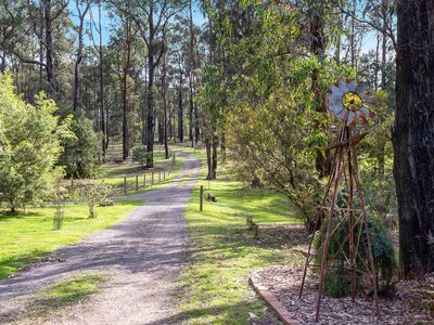 158 Edenvale Crescent, Kinglake West