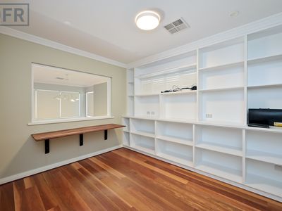 83 Fraser Street, East Fremantle