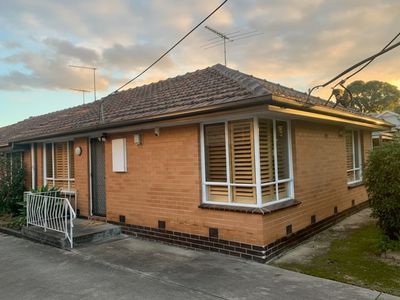 1 / 19 Beaumont Parade, West Footscray