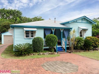 33 Poinciana Avenue, Tewantin
