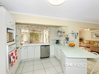 2 Greenstead Way, Forest Lake