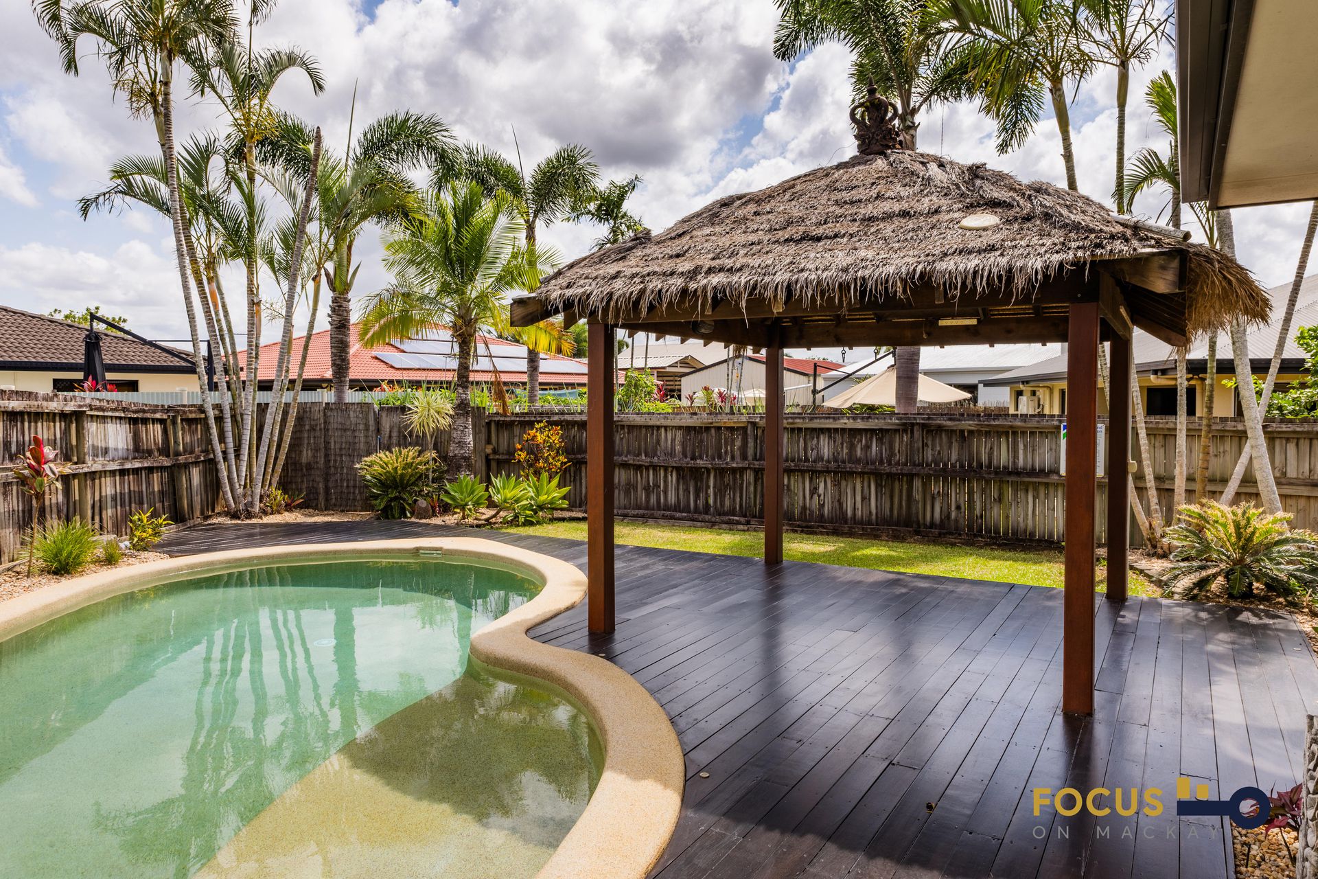 70 Gingham Street, Glenella