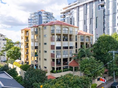 3 / 64 Lambert Street, Kangaroo Point