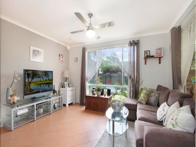 14 Eastwood Place, Horsley