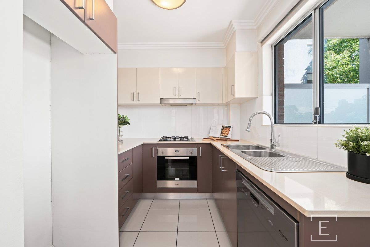 14 / 52-58 Courallie Avenue, Homebush West