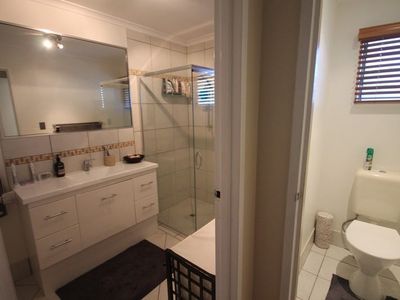 4 FARMER STREET, Queenton