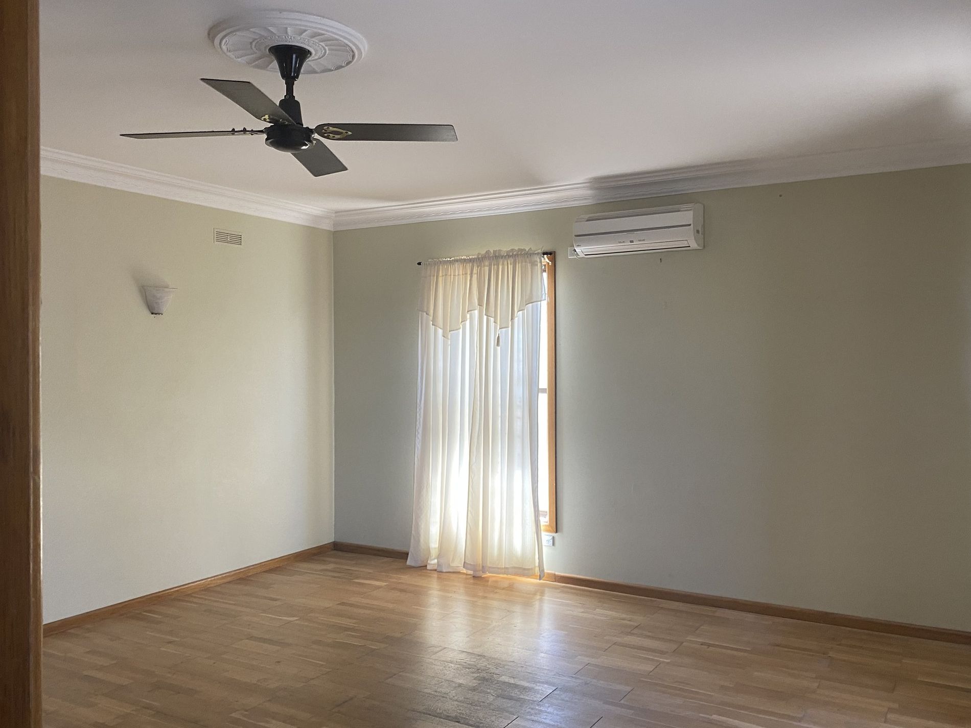 5A Gallop Street, Berkeley