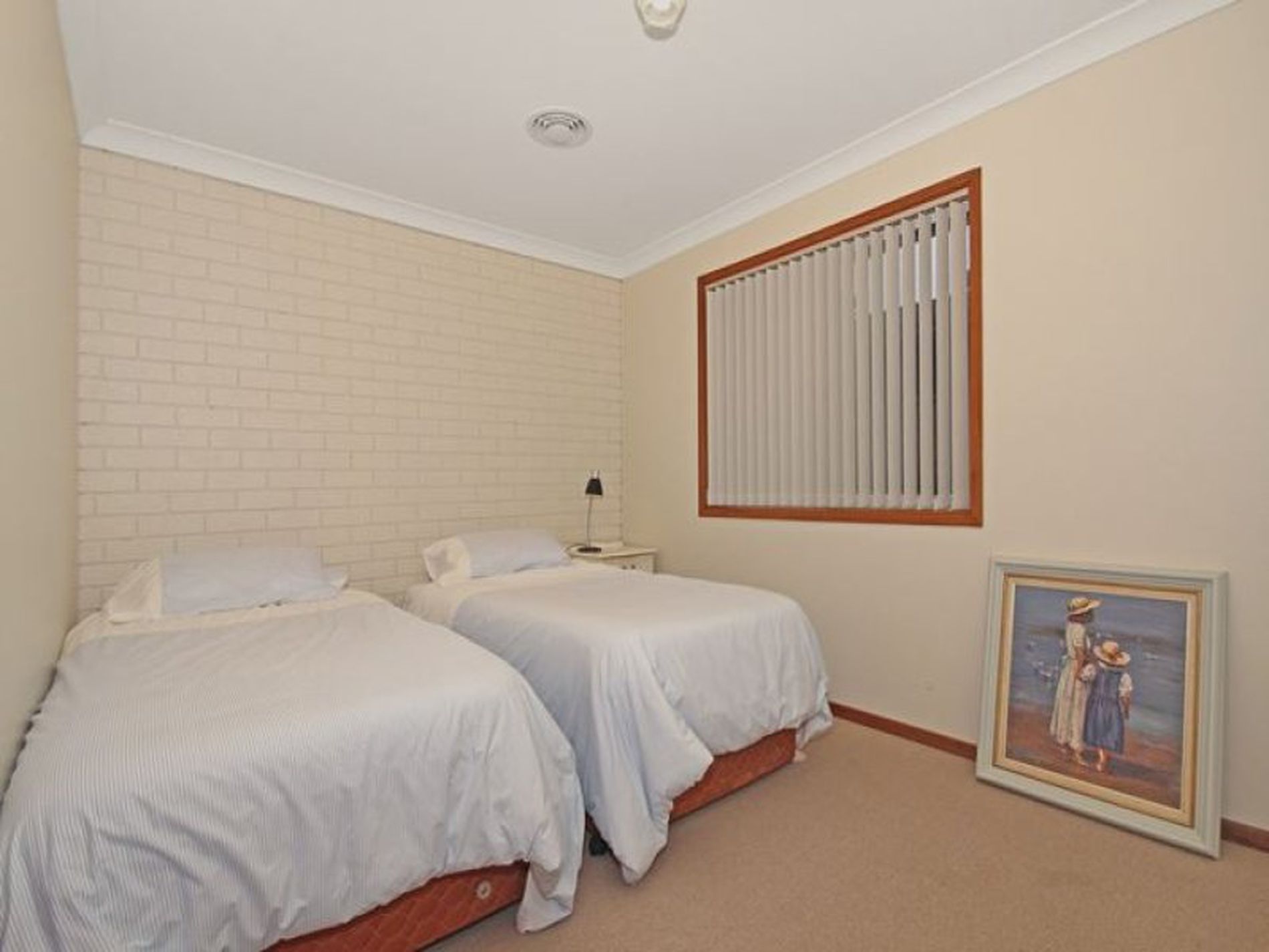 2 / 5 Augusta Place, Mollymook