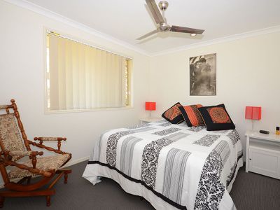 6 ELBOZ COURT, Burrum Heads