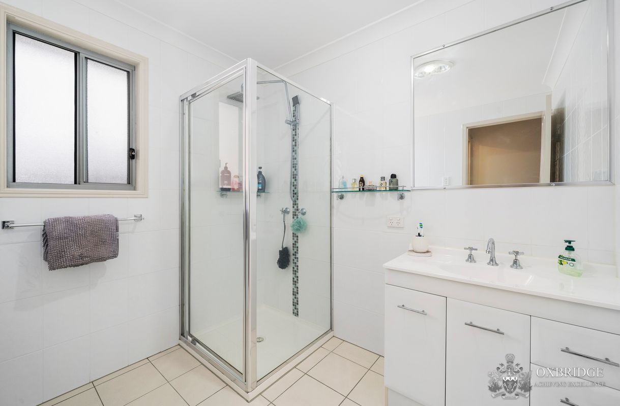 6367 Kensington Drive, Munruben Oxbridge Global Real Estate, Finance