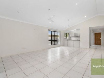 227 Freshwater Drive, Douglas
