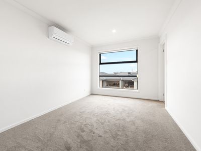 28 Baldwin Road , Fraser Rise
