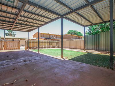 4 Peter Way, South Hedland