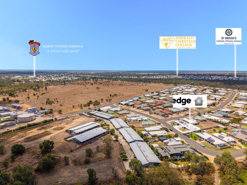 2 / 56 Lakeside Drive, Emerald