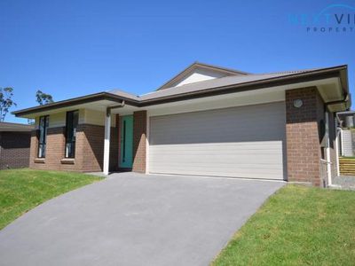 37 Wedgetail Street, Fletcher