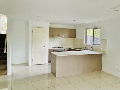 10 Rise Circuit, Pacific Pines