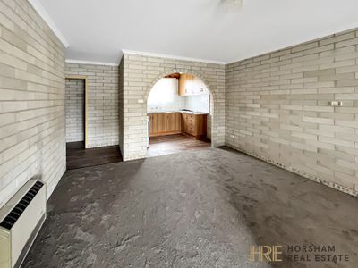 1 / 25 Carter Street, Horsham