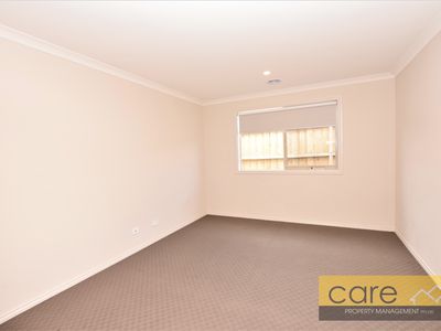 84 COCHIN DRIVE, Clyde North