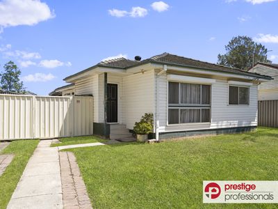 63 Derna Road, Holsworthy