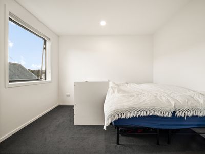 4 Dallas Lane, Caversham