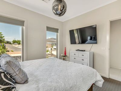 42 Broadwater Place, Blakeview
