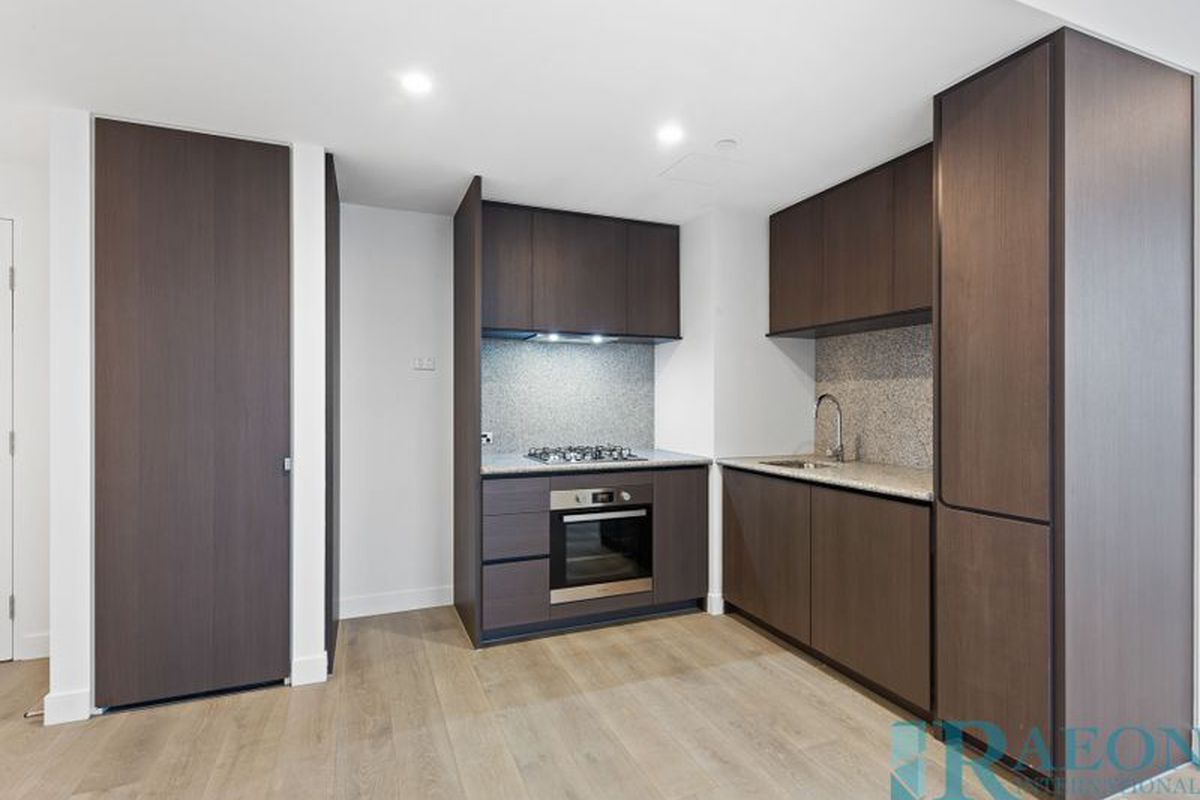 4403/160 Victoria Street, Carlton