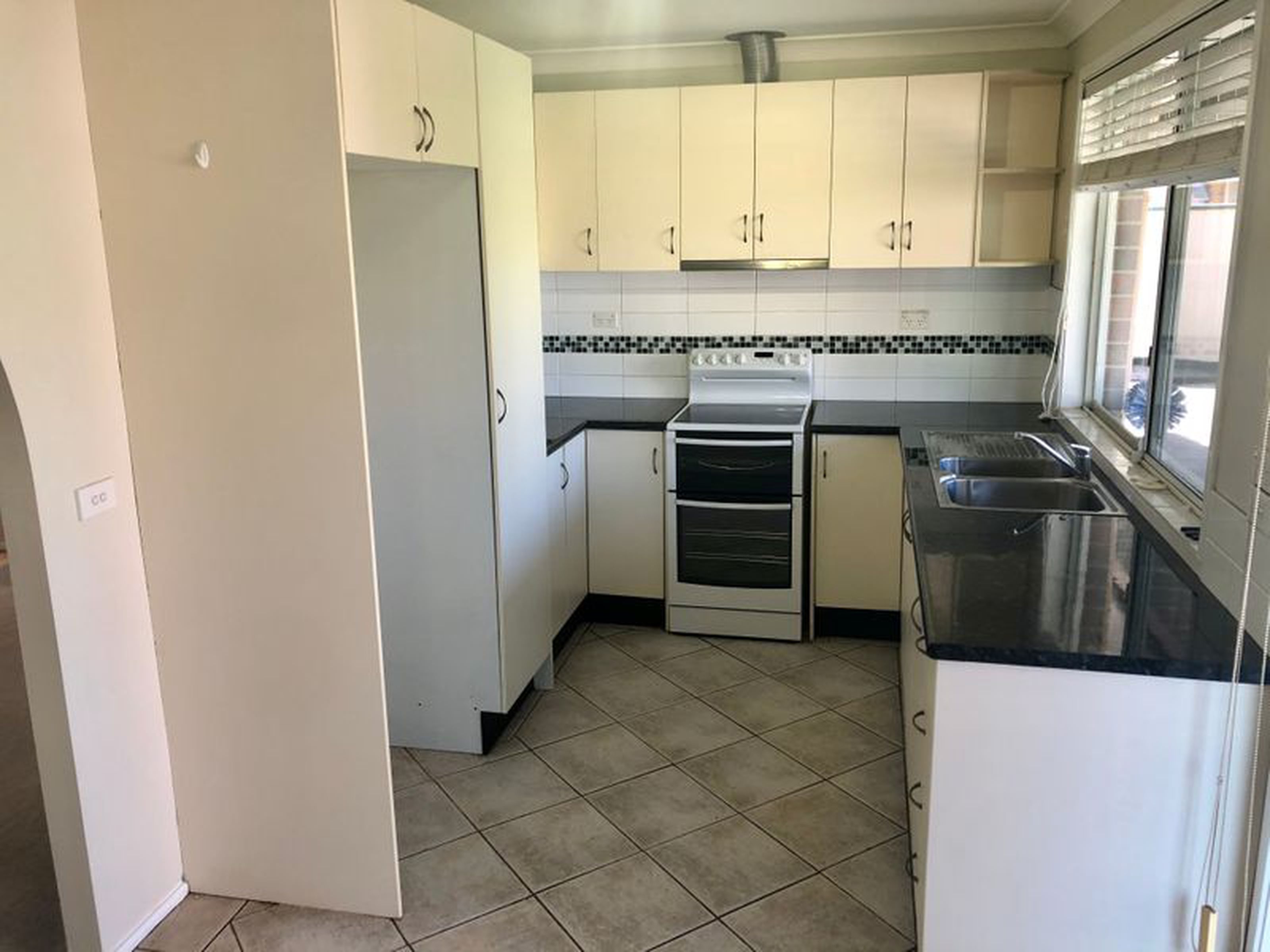 4 Tingha Avenue, SOUTH PENRITH