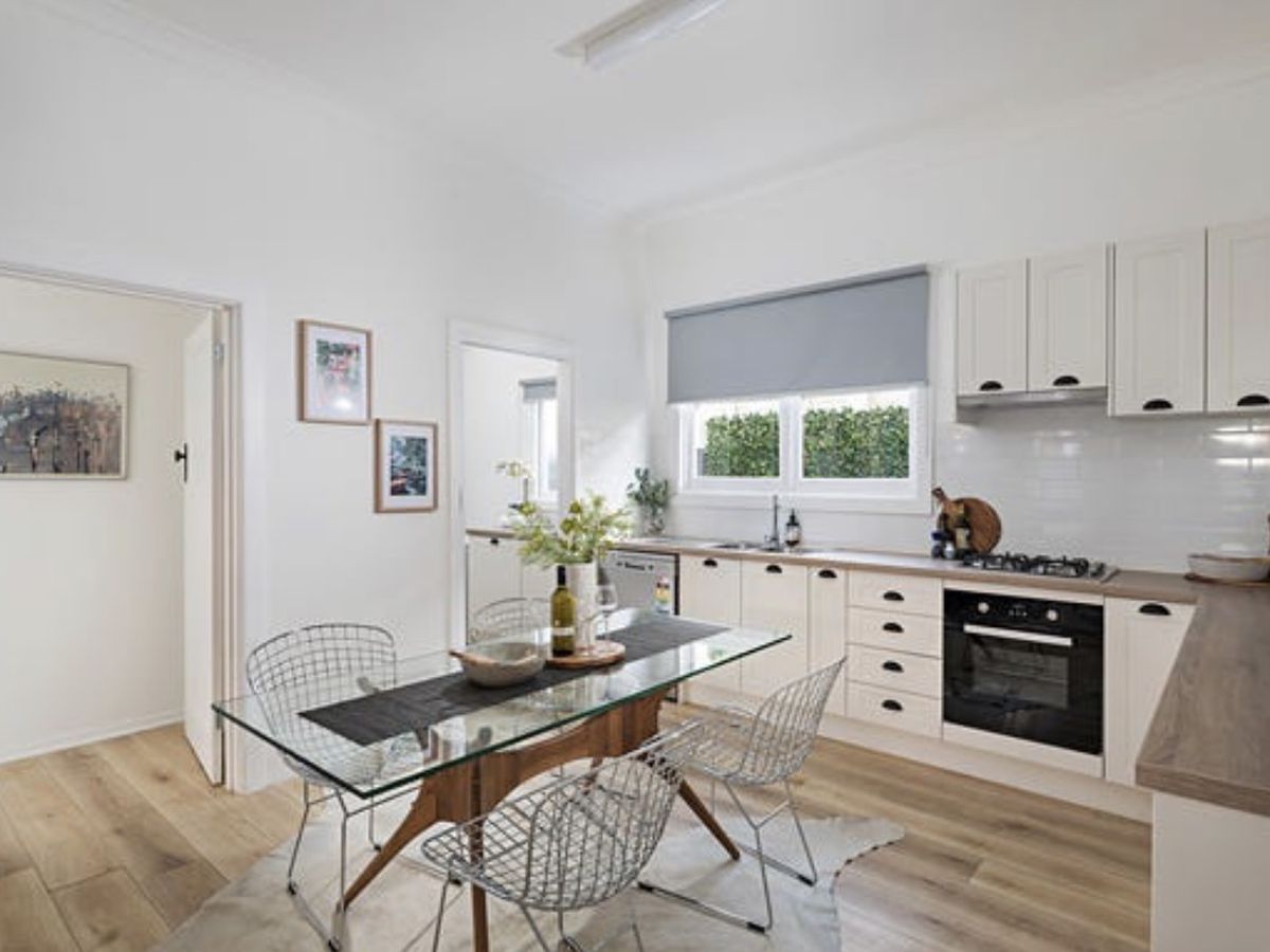 59 Leinster Grove, Northcote