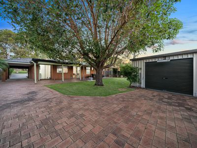 24 Hackettiana Avenue, South Lake
