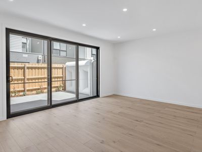 10 Piccolo Circuit, Williamstown