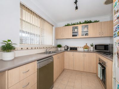 9 / 93 Owtram Road, Armadale