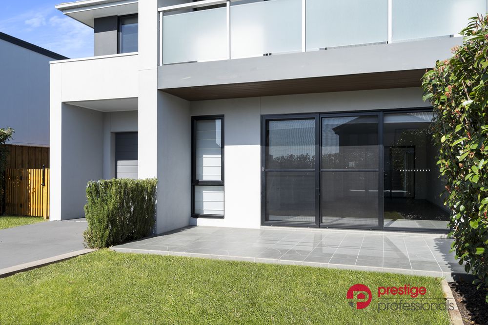 87 Hennessy Avenue, Moorebank