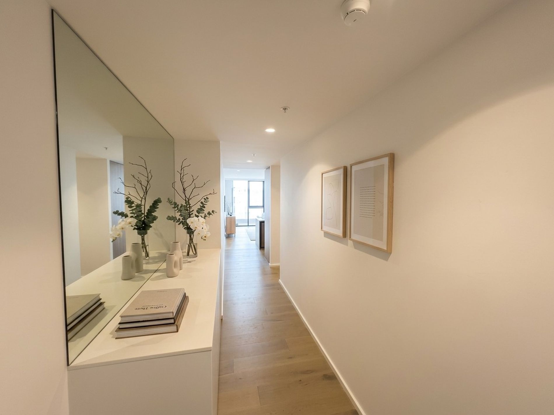 703 / 3 Gray Street, Bondi Junction