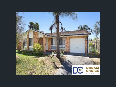 19 Alpin Grove, Oakhurst