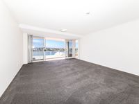 135 Macquarie Street, Teneriffe